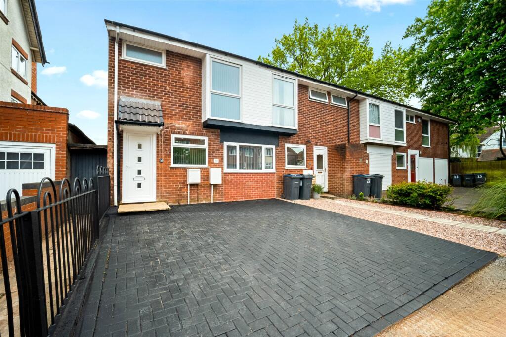 Main image of property: Grove Avenue, Moseley, Birmingham, West Midlands, B13
