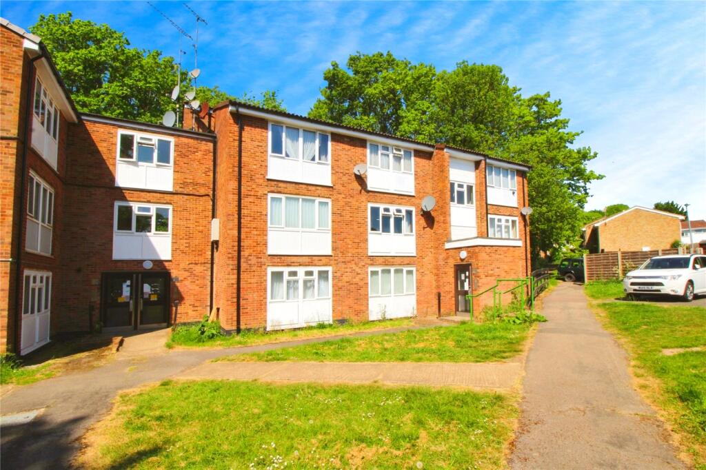Main image of property: Kimpton Close, Hemel Hempstead, Hertfordshire, HP2