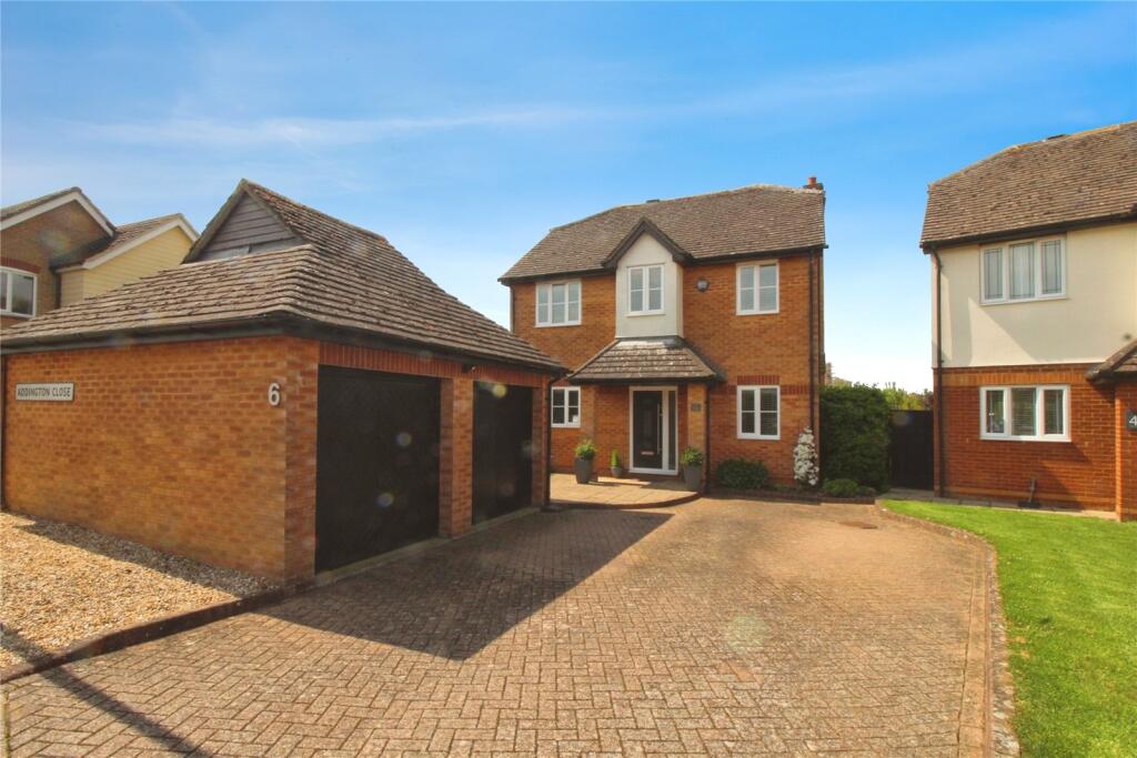 Main image of property: Addington Close, Henlow, Bedfordshire, SG16