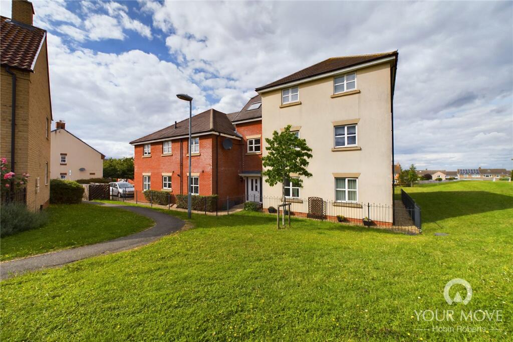 2 bedroom flat for sale in Prestbury Road, Duston, Northampton, NN5