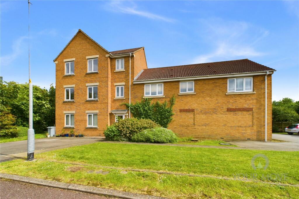 2 bedroom flat for sale in Akela Close, Kettering, Northamptonshire, NN15