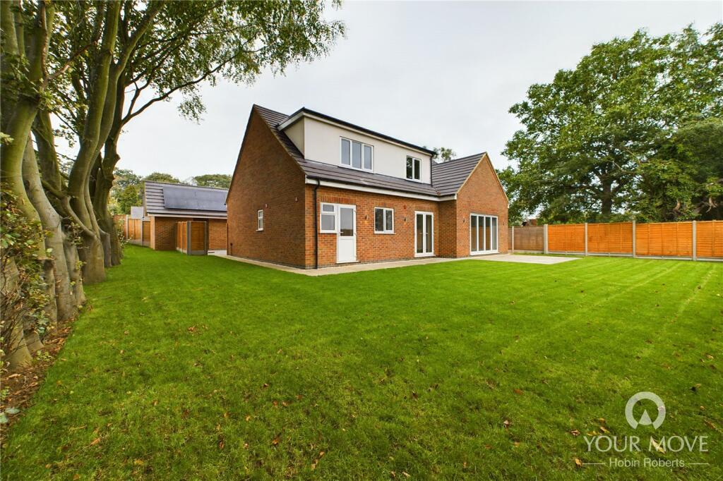 4 bedroom detached house for sale in Thorpeville, Moulton, Northampton, NN3