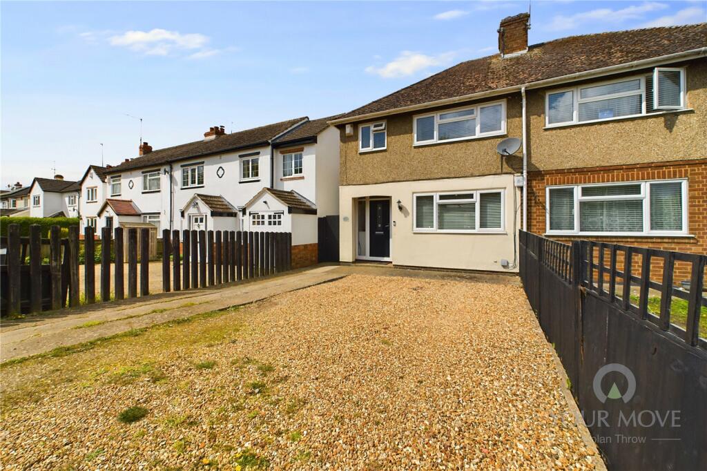 3 bedroom semidetached house for sale in Northampton Lane South