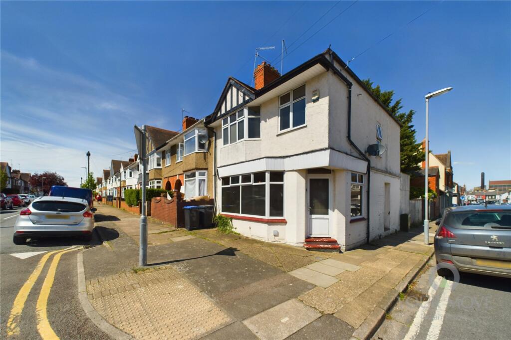 3 bedroom end of terrace house for sale in Penrhyn Road, Far Cotton
