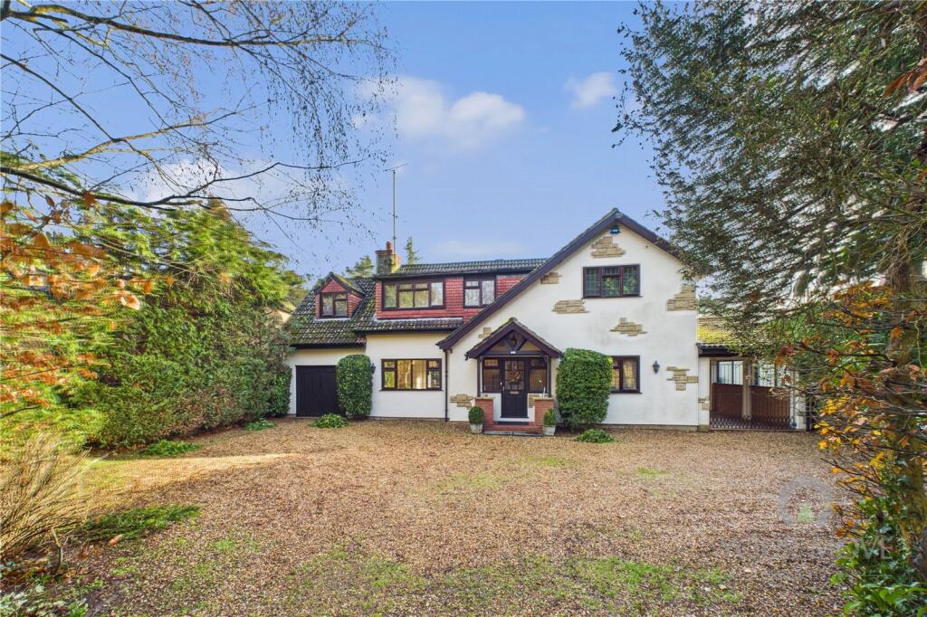 Main image of property: Ecton Lane, Sywell, Northampton, NN6