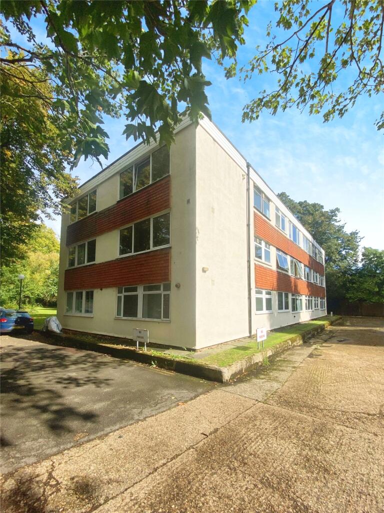 Main image of property: Liskeard Gardens, London, SE3
