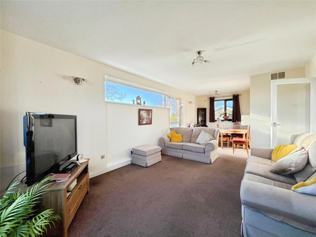 Main image of property: North Park, London, SE9