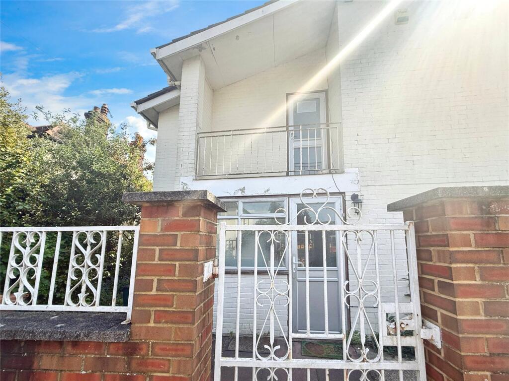 Main image of property: Onslow Gardens, Wallington, SM6