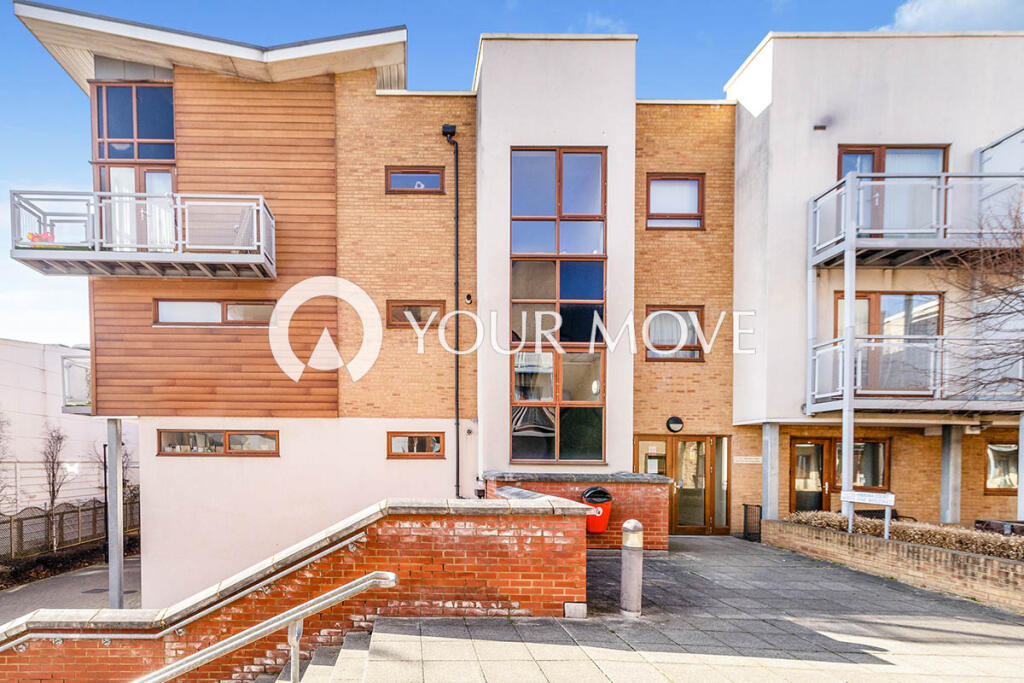 2 bedroom flat for sale in Hibernia Court, North Star Boulevard