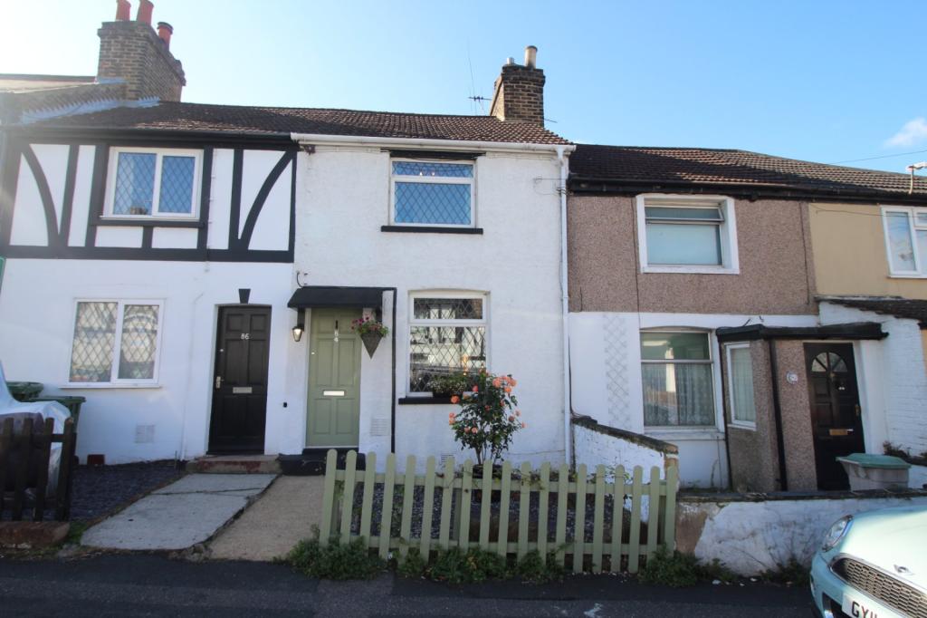 2 bedroom terraced house for sale in New Road, South Darenth, Dartford