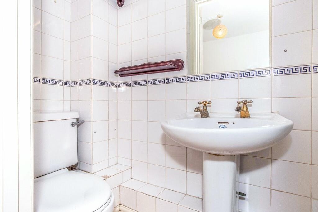 Additional property image - Clifton Road, Gravesend, Kent, DA11