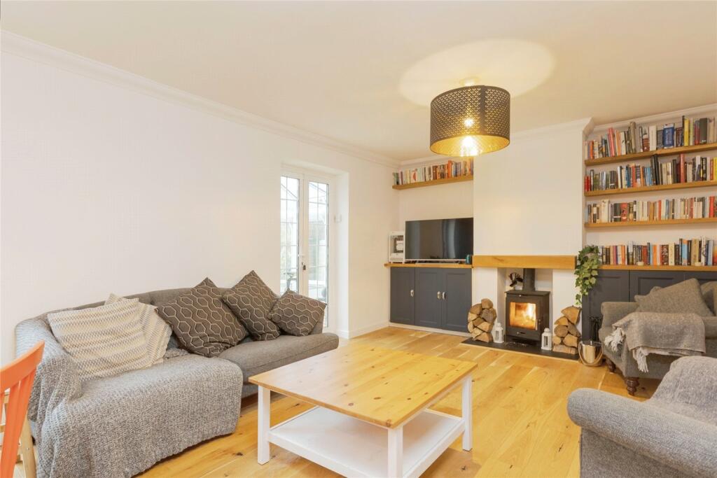 Additional property image - Lawrence Drive, Cobham, Kent, DA12