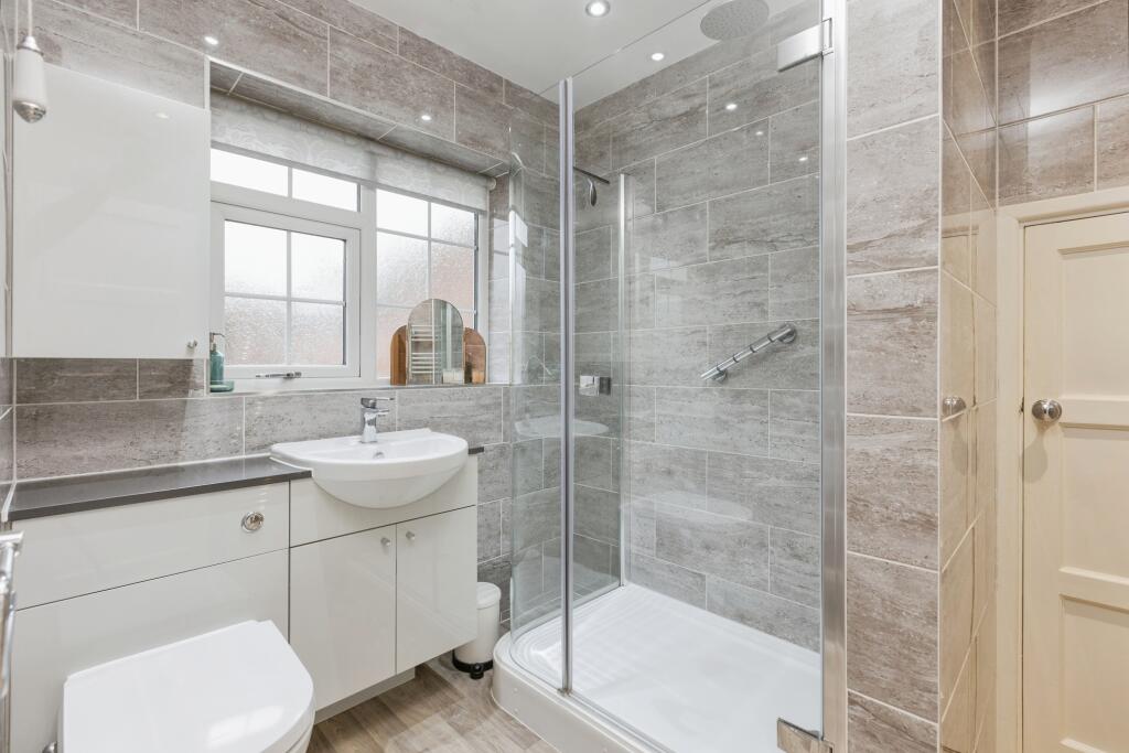 Additional property image - Lawrence Drive, Cobham, Kent, DA12