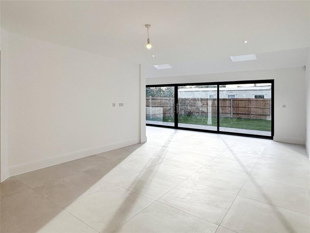 Additional property image - Coutts Avenue, Shorne, Gravesend, Kent, DA12