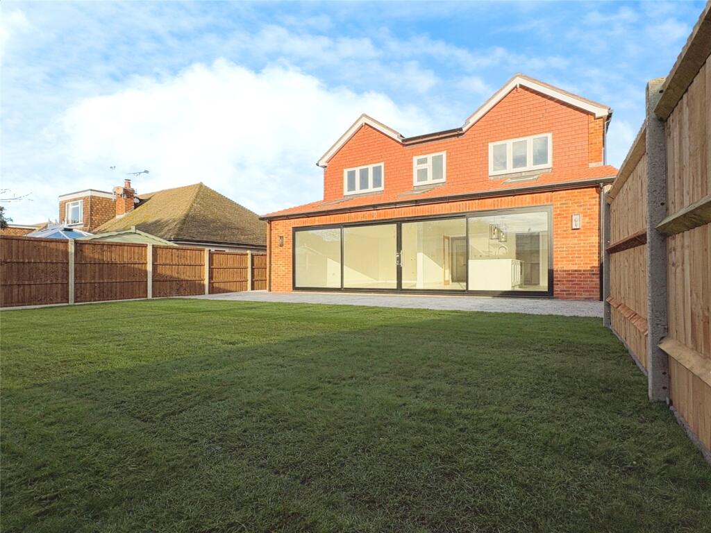 Additional property image - Coutts Avenue, Shorne, Gravesend, Kent, DA12