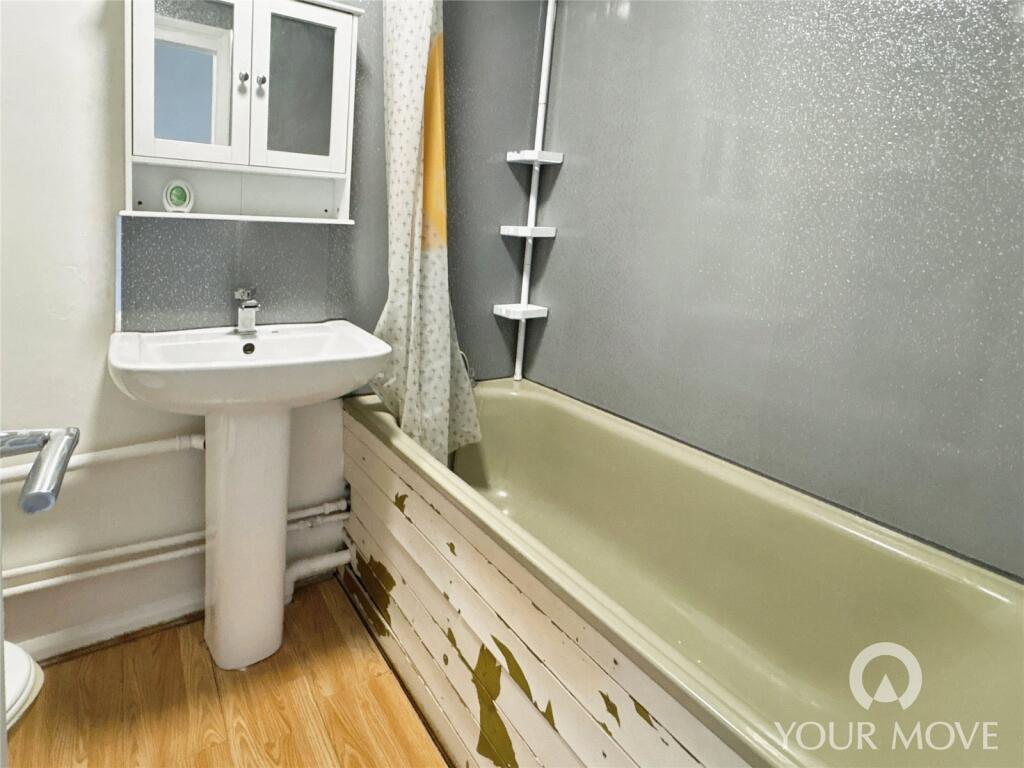 Additional property image - Ruffets Wood, Gravesend, Kent, DA12