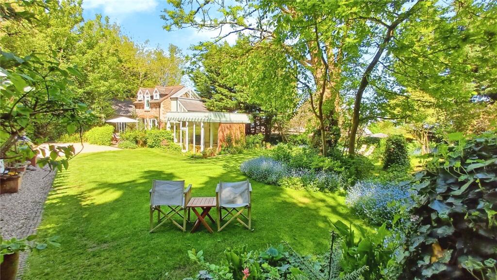 Main image of property: Shorne, Kent, DA12