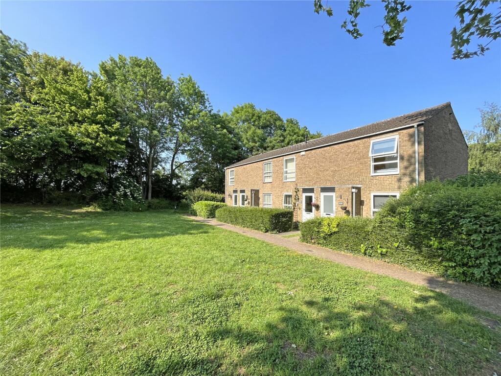 2 bedroom terraced house for sale in Caling Croft, New Ash Green, Kent, DA3