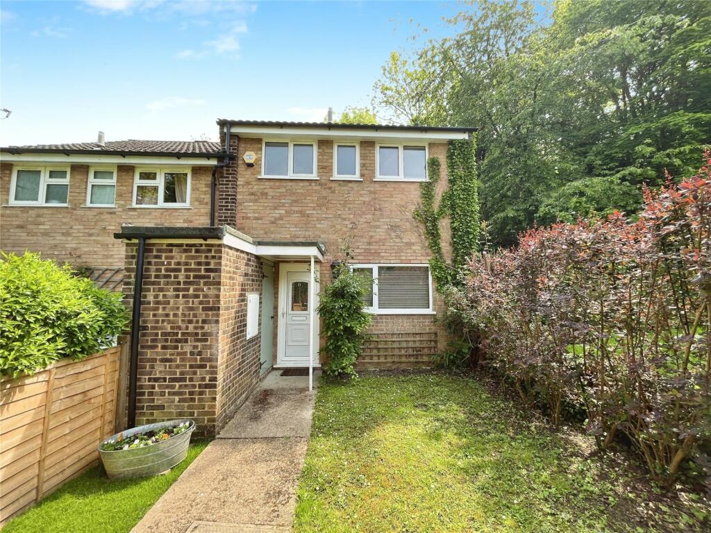 Main image of property: Porchester Close, Hartley, Kent, DA3