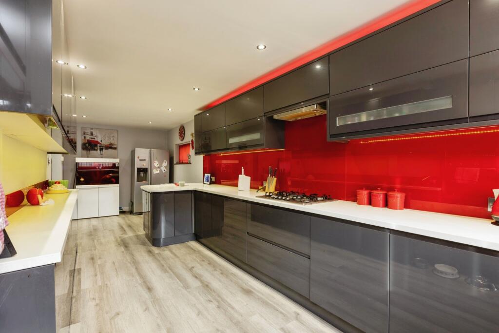 Additional property image - Manor View, Springcroft, Hartley, DA3