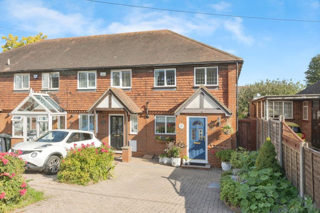 Main image of property: Essex Road, Longfield, Kent, DA3