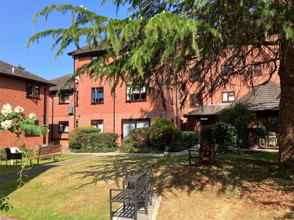 Main image of property: Farnborough Common, Orpington, BR6