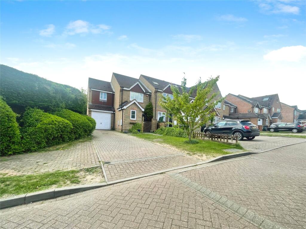 Main image of property: Harriet Walker Way, Rickmansworth, Hertfordshire, WD3