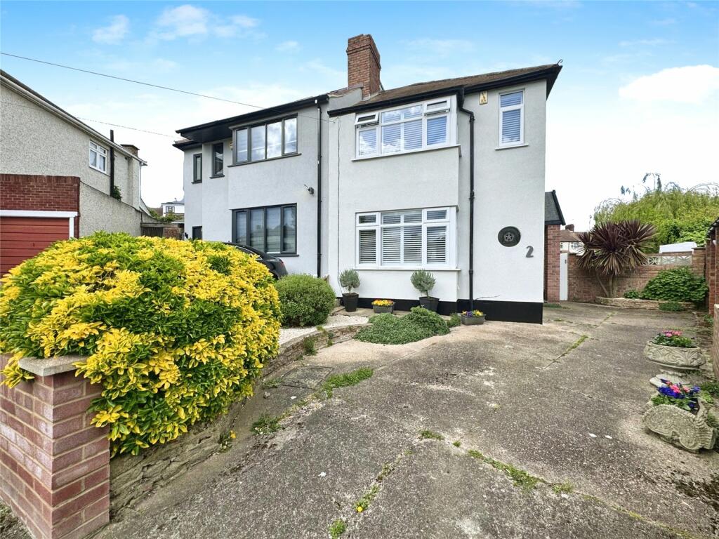 2 bedroom semidetached house for sale in Edwin Close, Bexleyheath