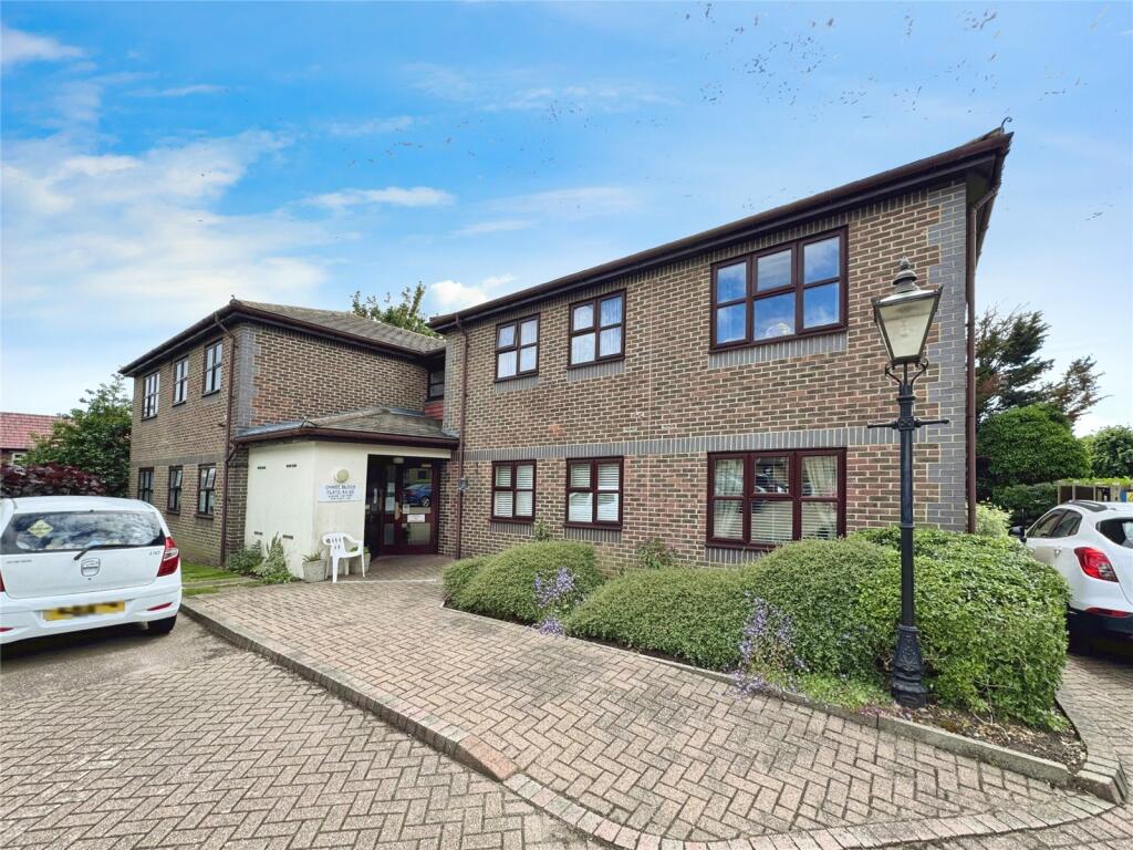 2 bedroom retirement property for sale in Pincott Road, Bexleyheath, DA6