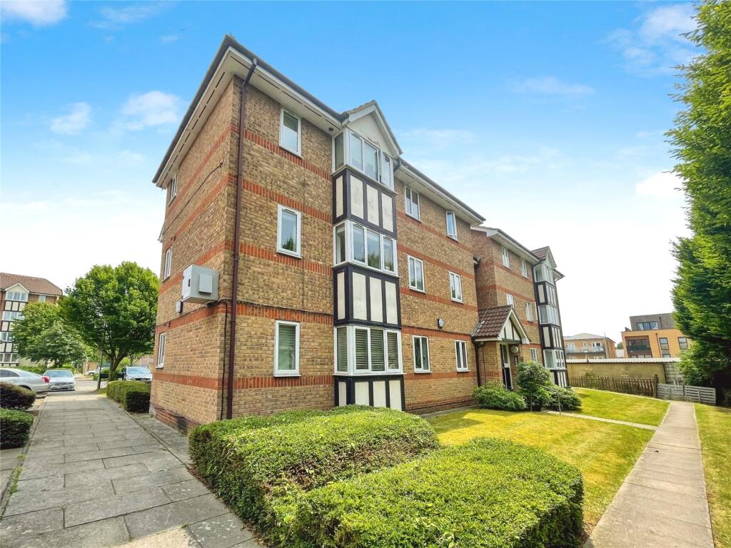 Main image of property: Neptune Walk, Erith, DA8