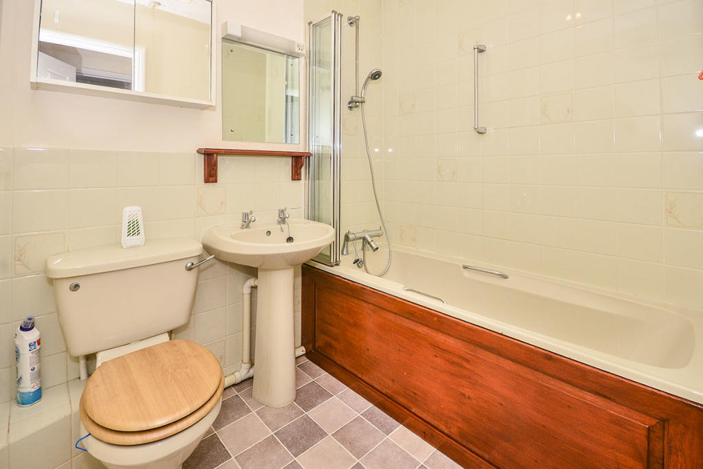 1 bedroom flat for sale in Sturry Court Mews, Sturry Hill, Sturry