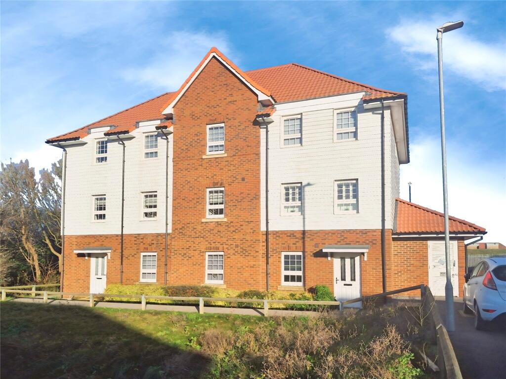 Main image of property: Fife Way, Aylesham, Canterbury, Kent, CT3