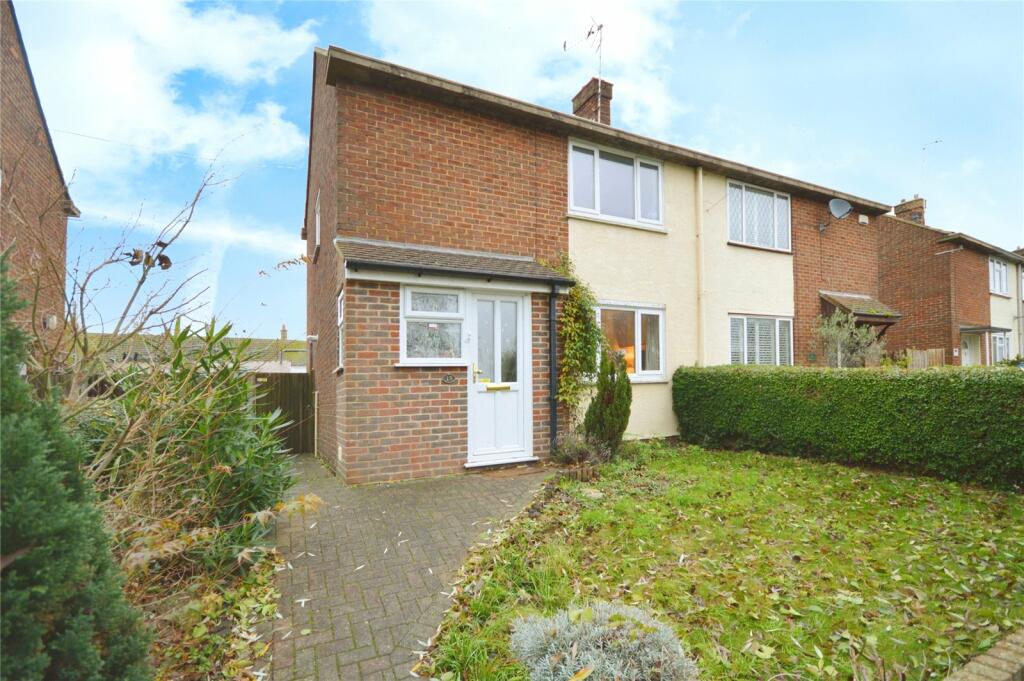 2 bedroom semidetached house for sale in Upper Brents, Faversham, Kent