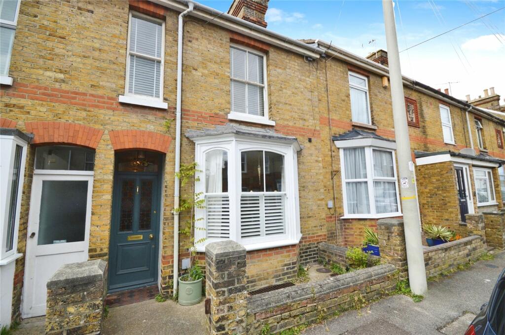2 bedroom terraced house for sale in Plantation Road, Faversham, Kent, ME13
