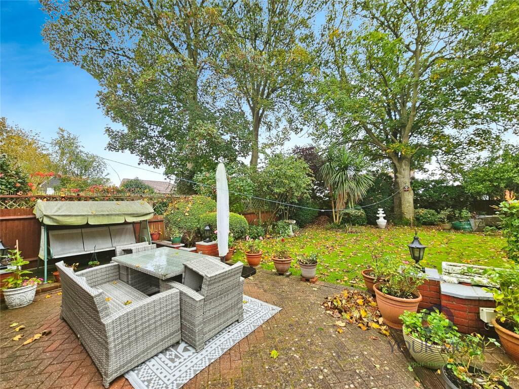 Additional property image - Beech Grove, Cliffsend, Ramsgate, Kent, CT12