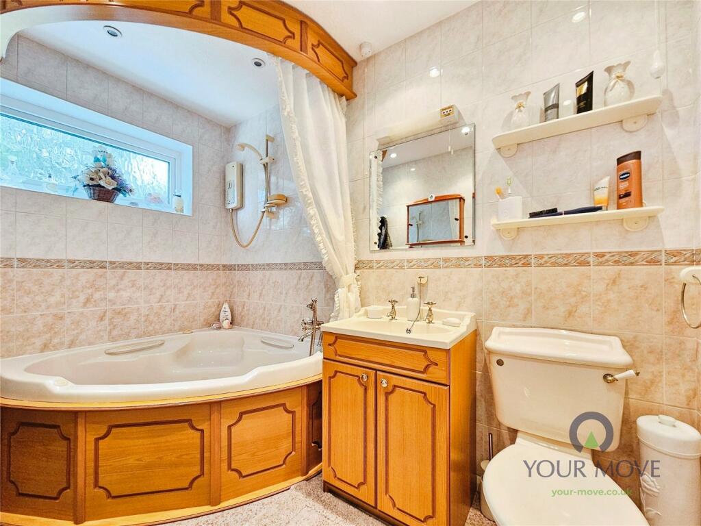 Additional property image - Beech Grove, Cliffsend, Ramsgate, Kent, CT12