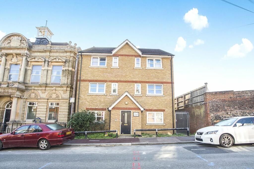 Main image of property: Manor Road, Chatham, Kent, ME4