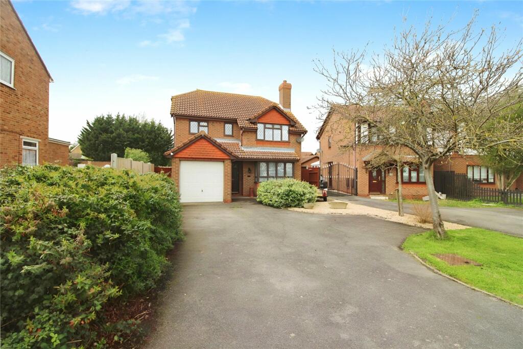 4 bedroom detached house for sale in St. Marys Row, Scrapsgate Road