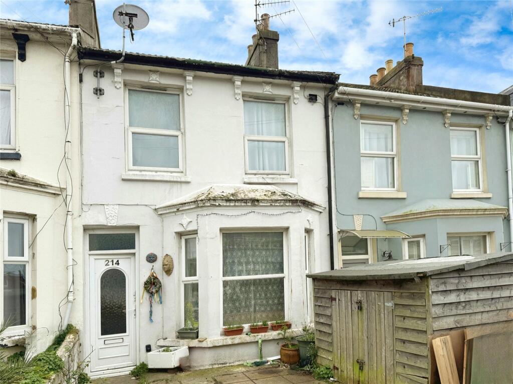 4 bedroom terraced house for sale in Harold Road, Hastings, East Sussex