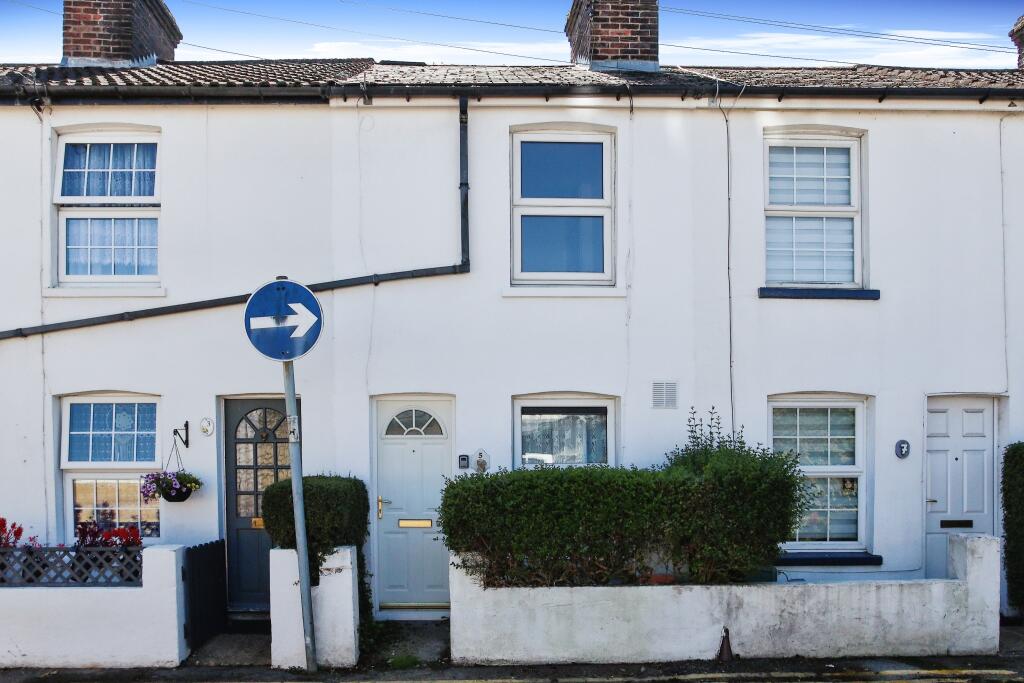2 bedroom terraced house for sale in Road, Tunbridge Wells, Kent, TN4