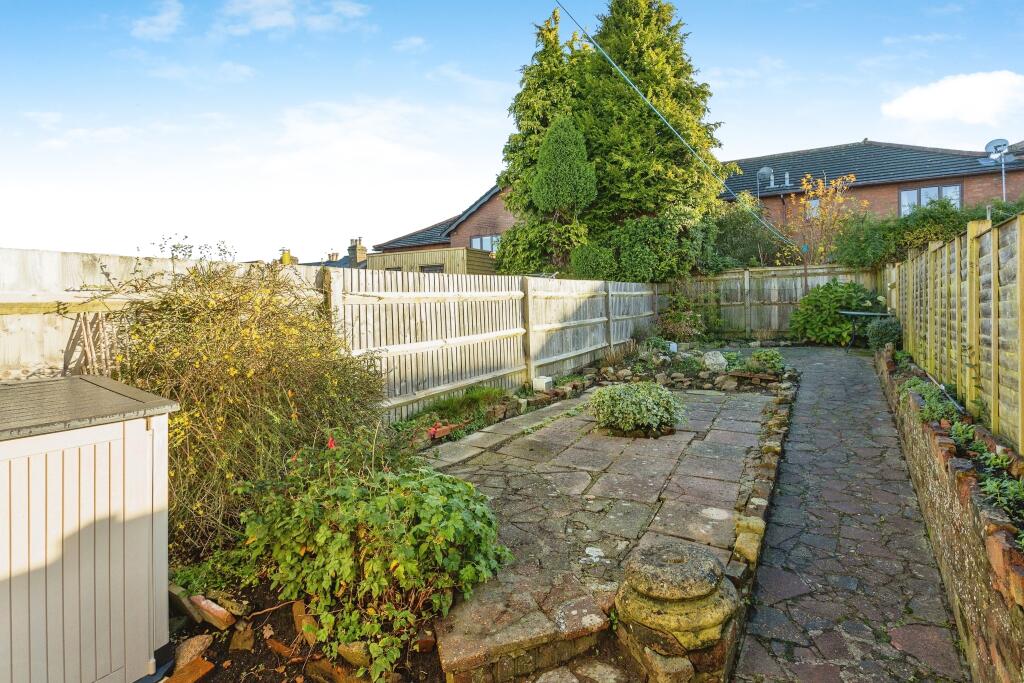 3 bedroom terraced house for sale in Edward Street, Rusthall, Tunbridge