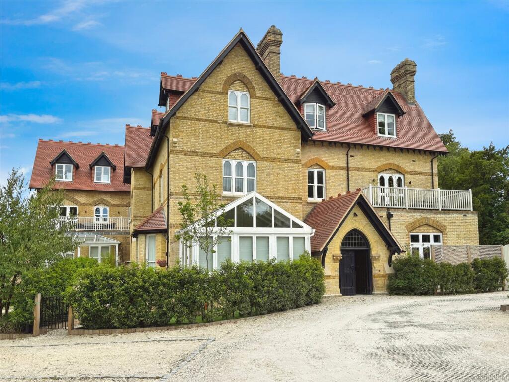 Main image of property: Broadwater Down, Tunbridge Wells, Kent, TN2