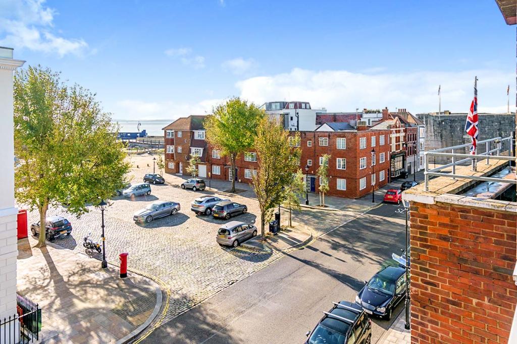 studio flat for sale in the reldas, high street, portsmouth, hampshire, po1