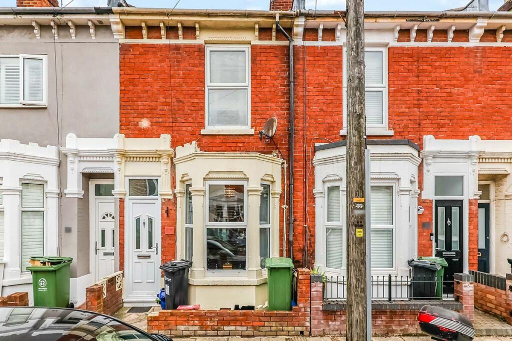 3 bedroom terraced house for sale in Vernon Road, Portsmouth, Hampshire, PO3