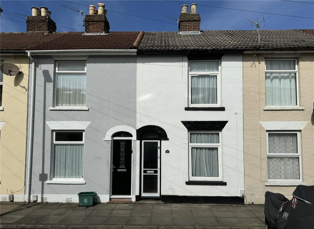 2 bedroom terraced house for sale in Stansted Road, Southsea, Hampshire, PO5