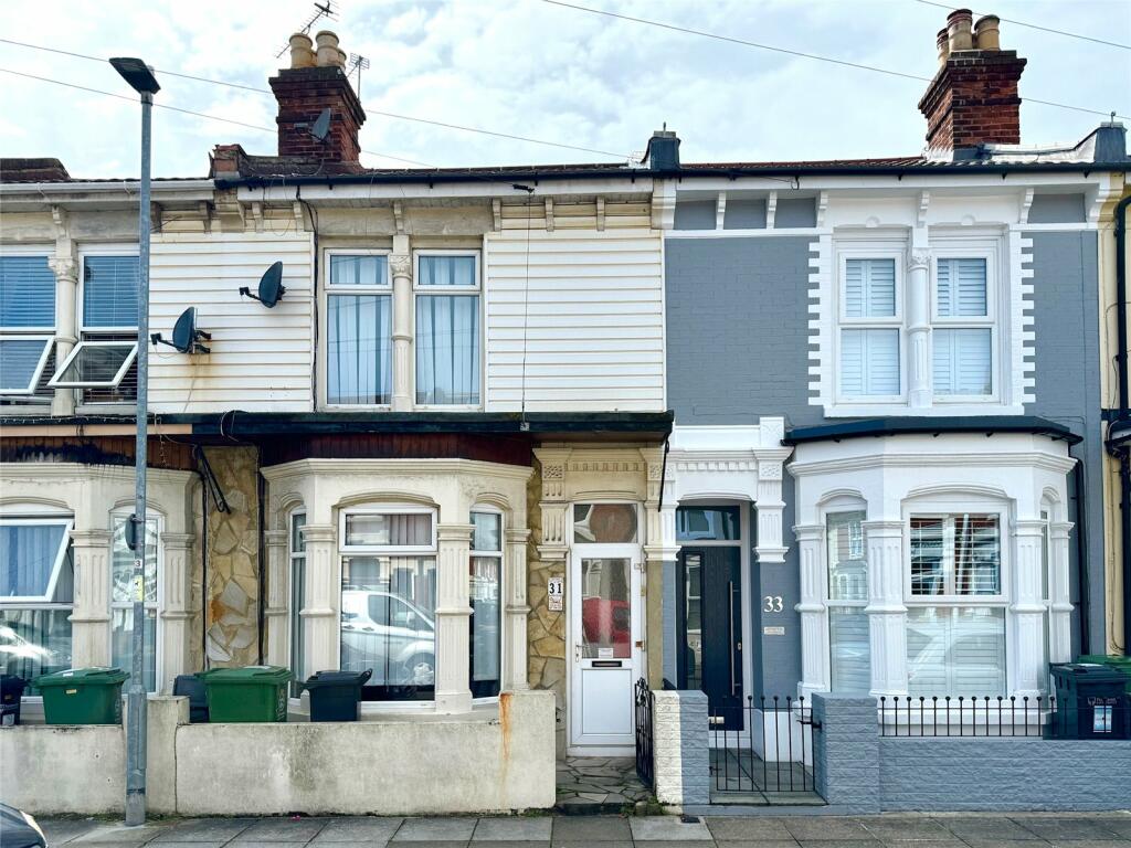 3 bedroom terraced house for sale in Folkestone Road, Portsmouth
