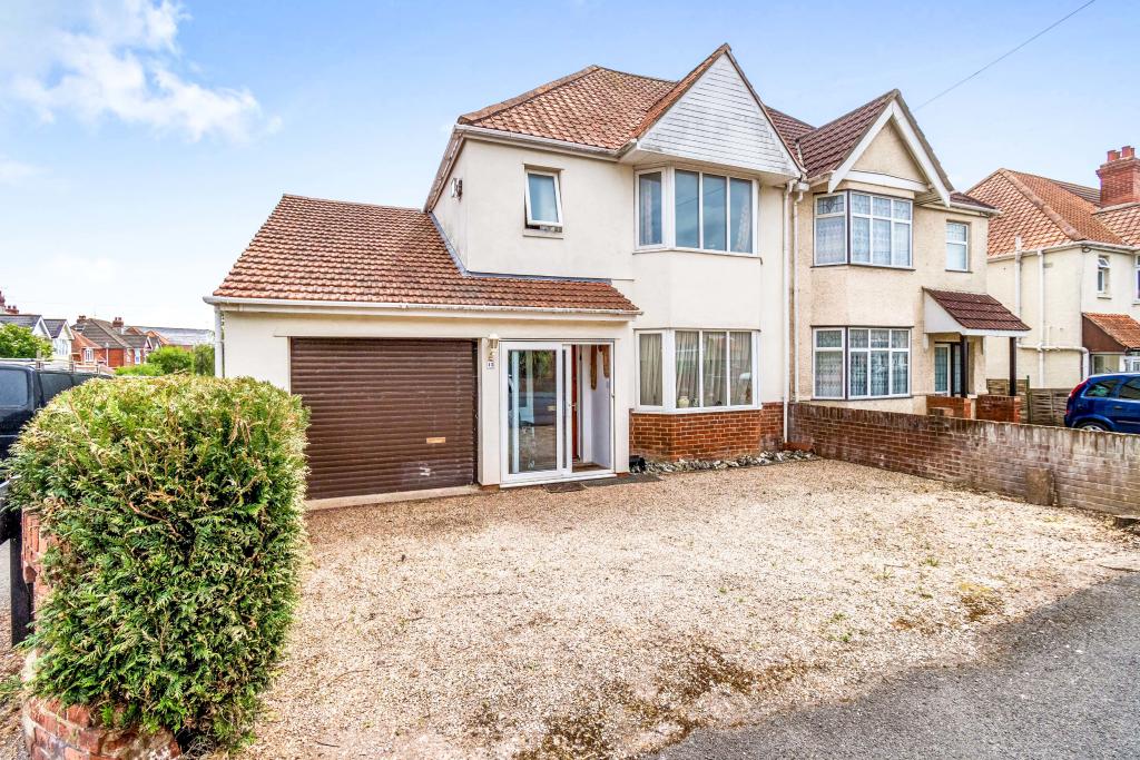 4 bedroom semi-detached house for sale in Gurney Road, Southampton, Hampshire, SO15
