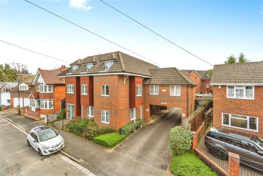 Main image of property: Richmond Gardens, Southampton, Hampshire, SO17