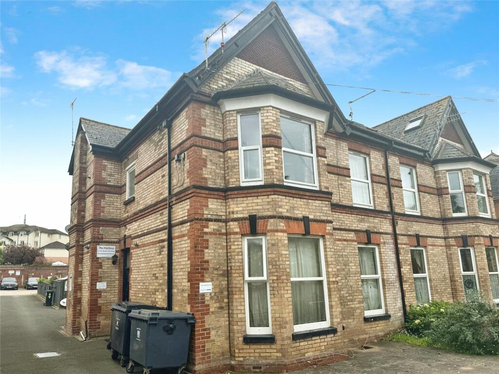 2 bedroom flat for sale in Hartley Road, Exmouth, Devon, EX8