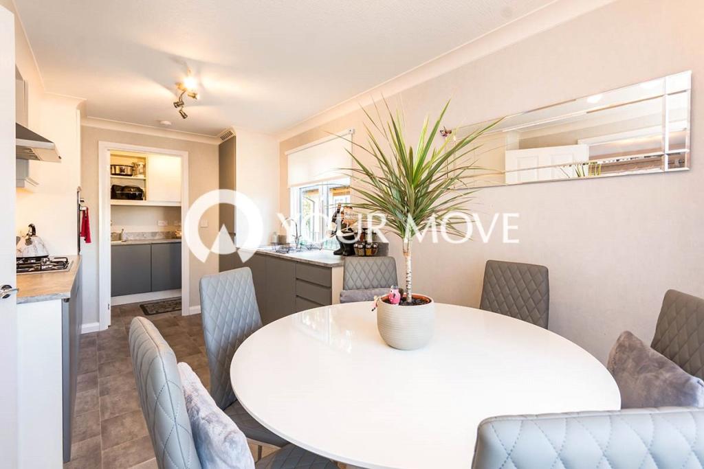 2 bedroom bungalow for sale in Snowdrop Place, Regency Court, Stover, Newton Abbot, TQ12